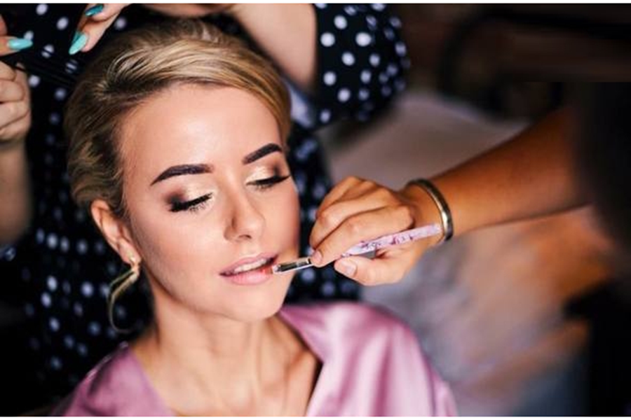 Professional make-up artist